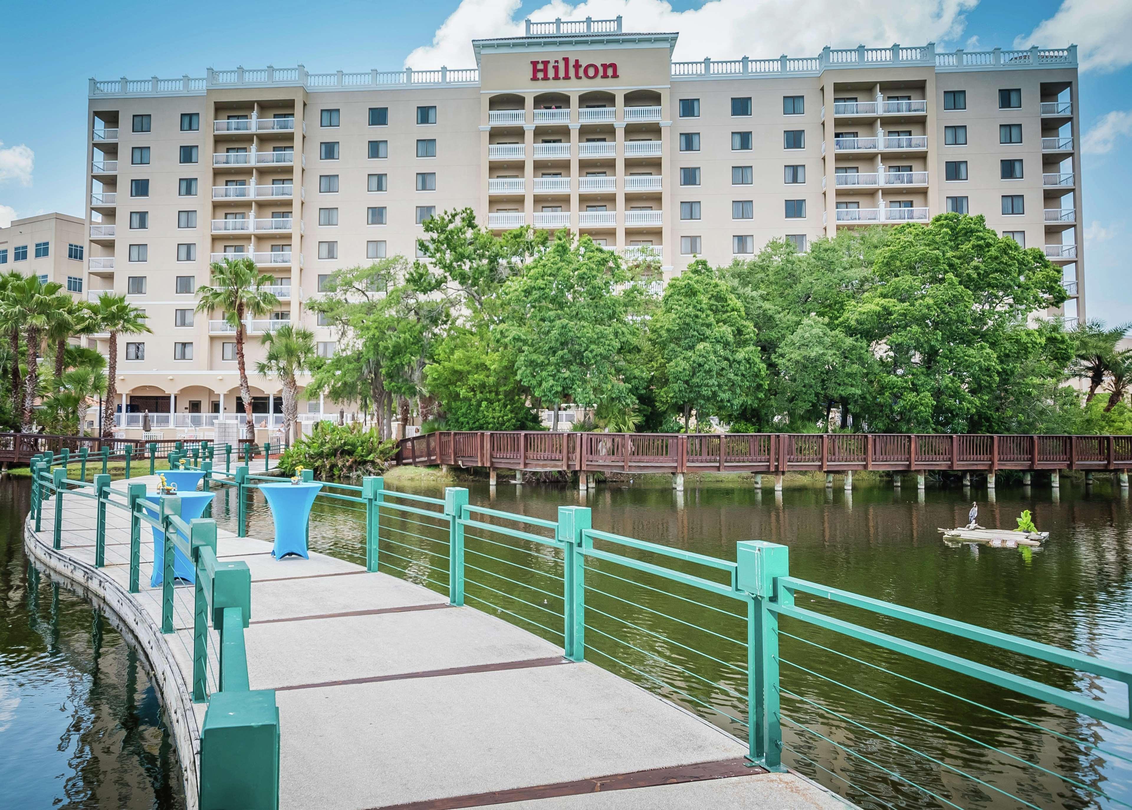 Hotel Hilton St. Petersburg Carillon Park Exterior foto